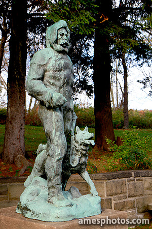 Admiral Peary Monument